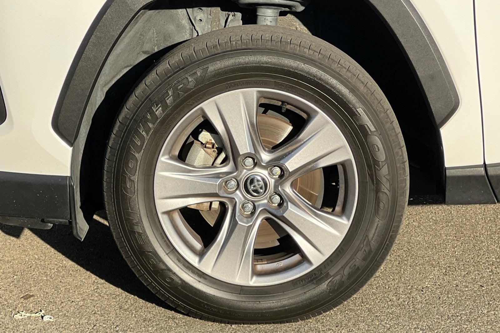 2023 Toyota RAV4 Hybrid LE