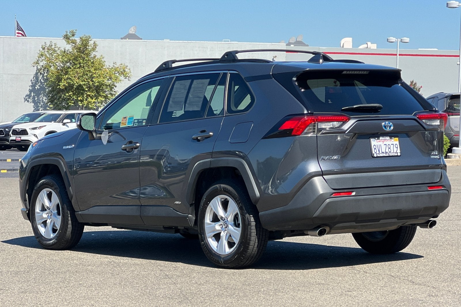 2021 Toyota RAV4 Hybrid XLE