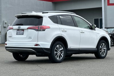 2018 Toyota RAV4 Hybrid XLE