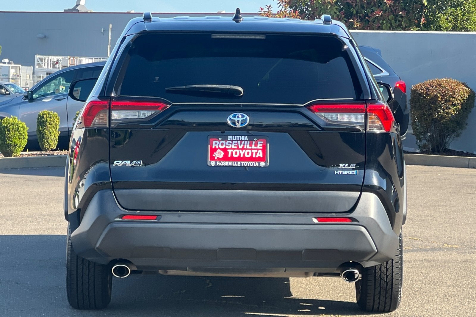 2022 Toyota RAV4 Hybrid XLE