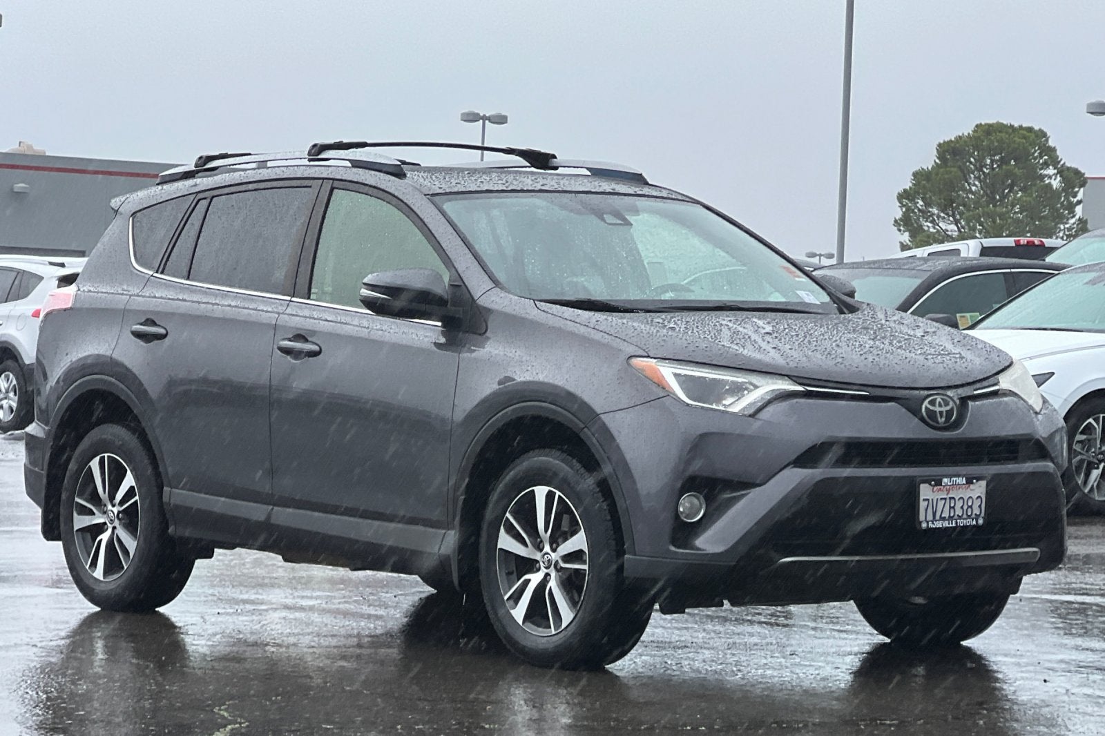 2017 Toyota RAV4 XLE