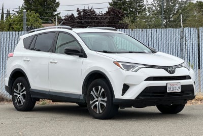 2017 Toyota RAV4 LE