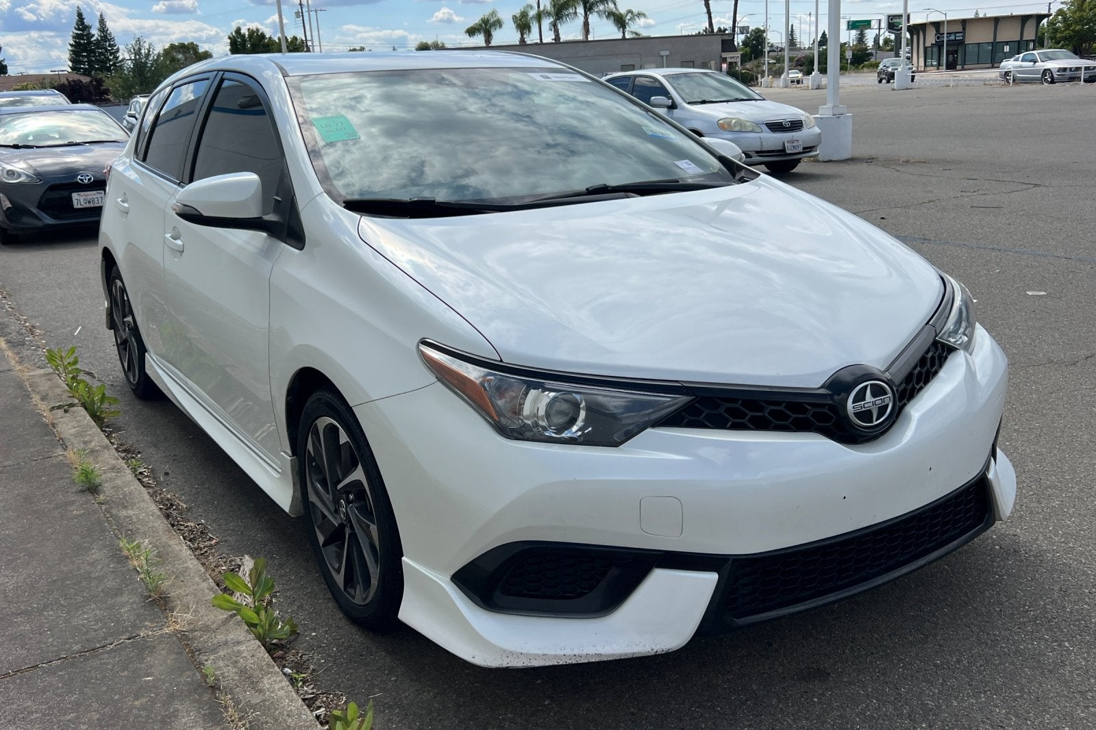 2016 Scion iM Base