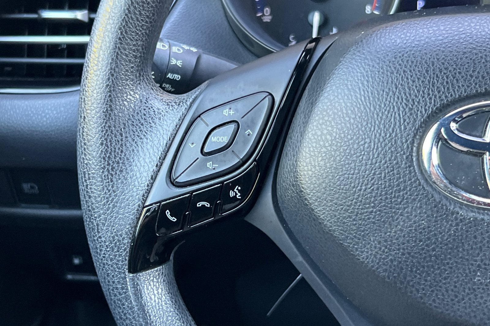 2019 Toyota C-HR LE