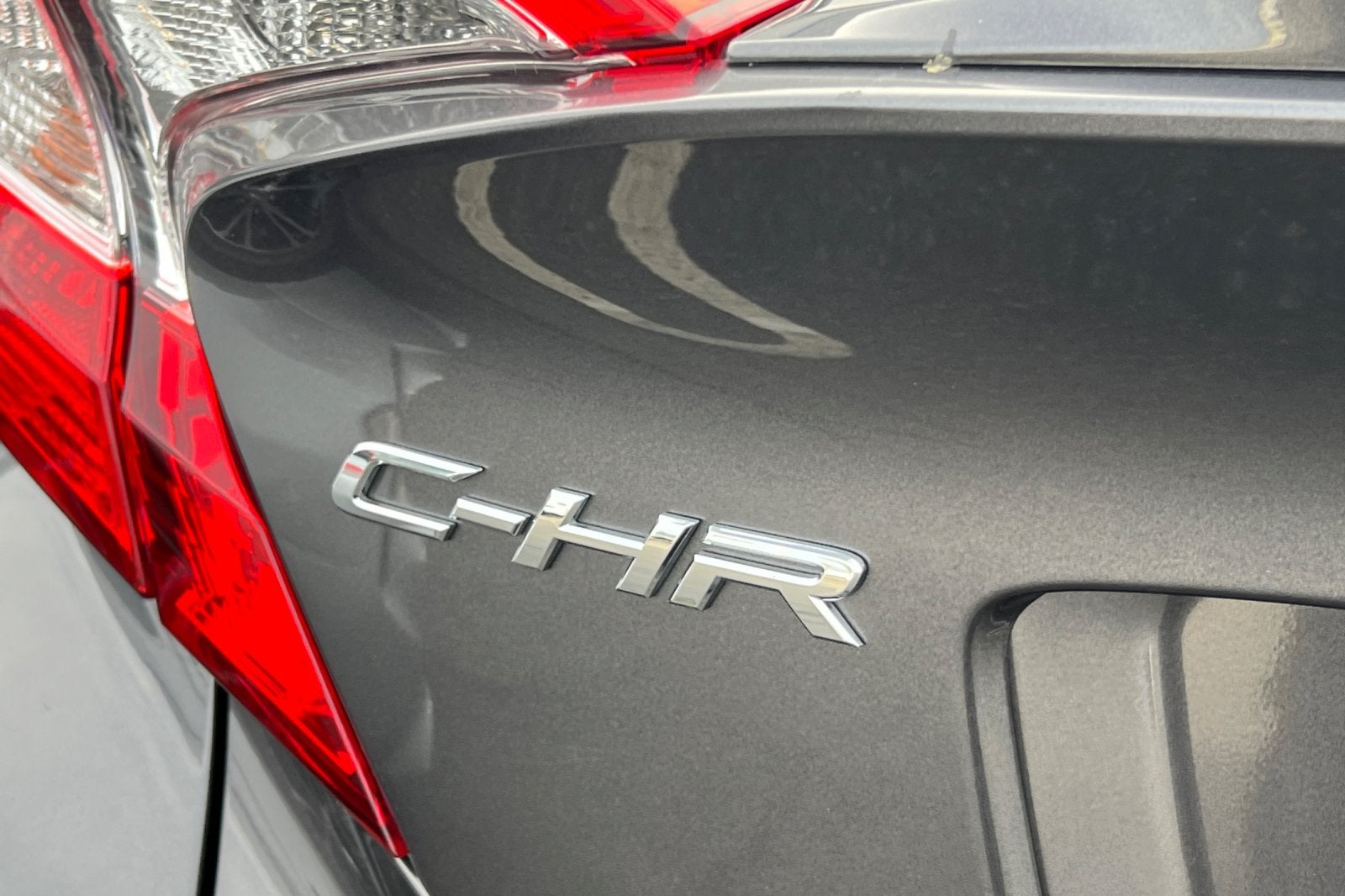 2021 Toyota C-HR LE