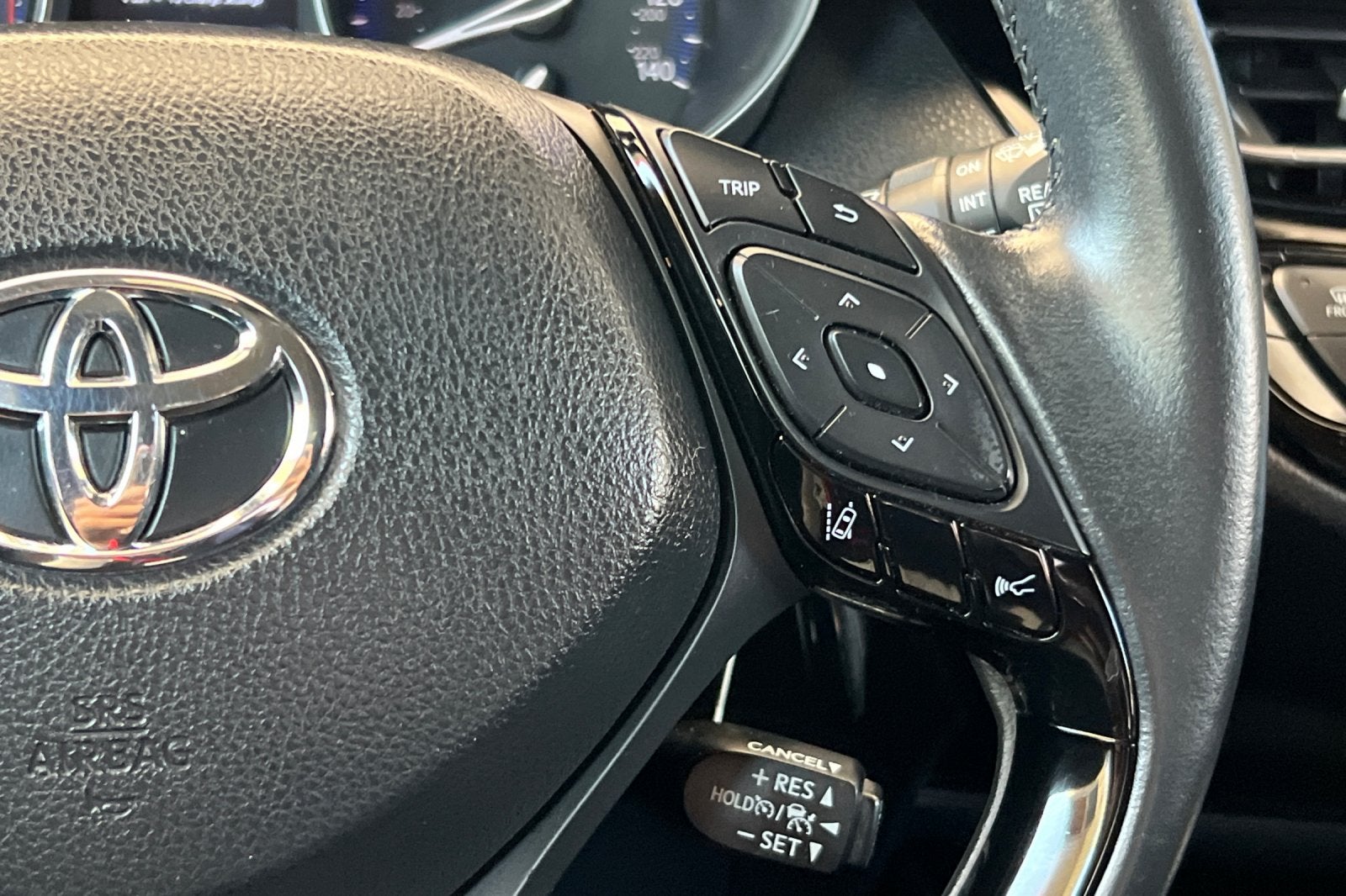 2020 Toyota C-HR XLE