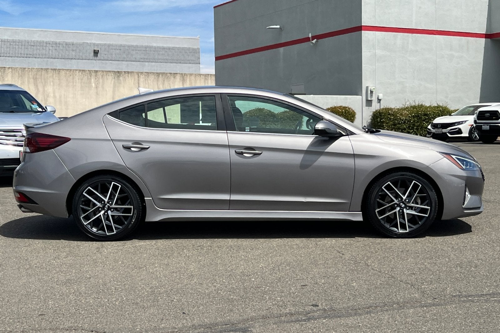 2020 Hyundai Elantra Sport