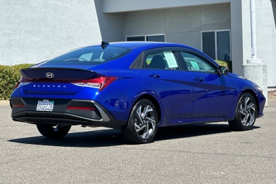 2025 Hyundai Elantra SEL Sport