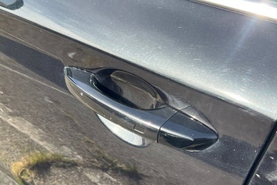 2022 Genesis G70 2.0T