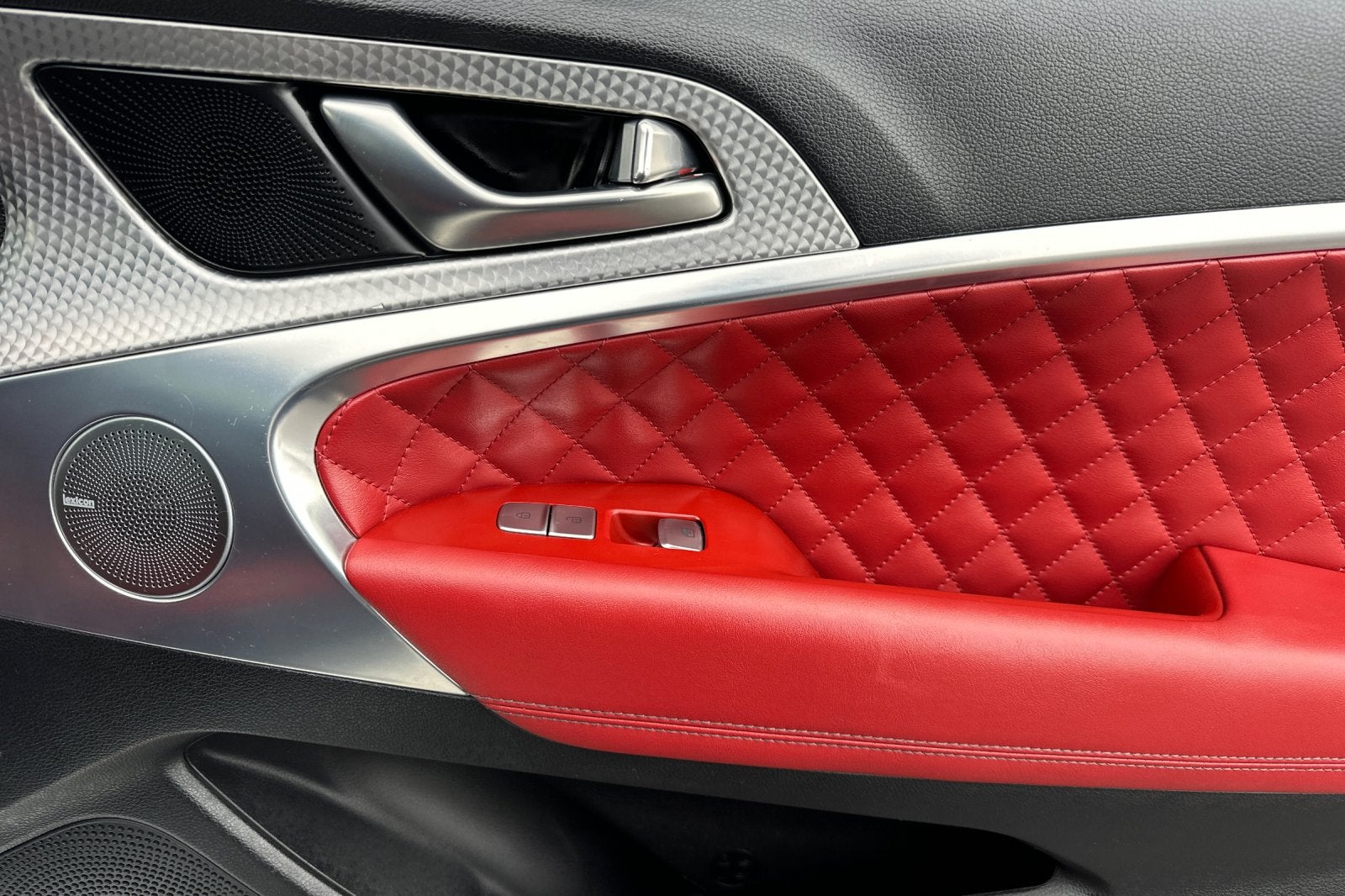 2023 Genesis G70 3.3T