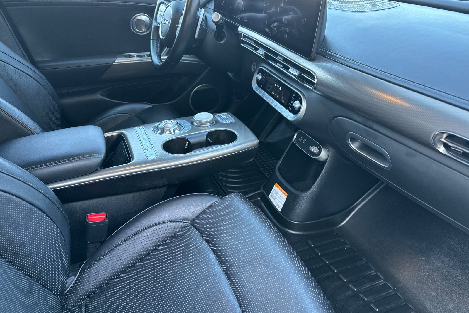 2023 Genesis GV60 Advanced