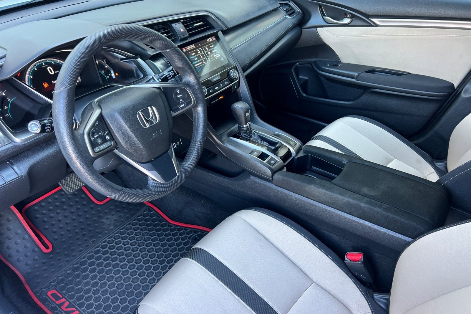 2018 Honda Civic Hatchback EX