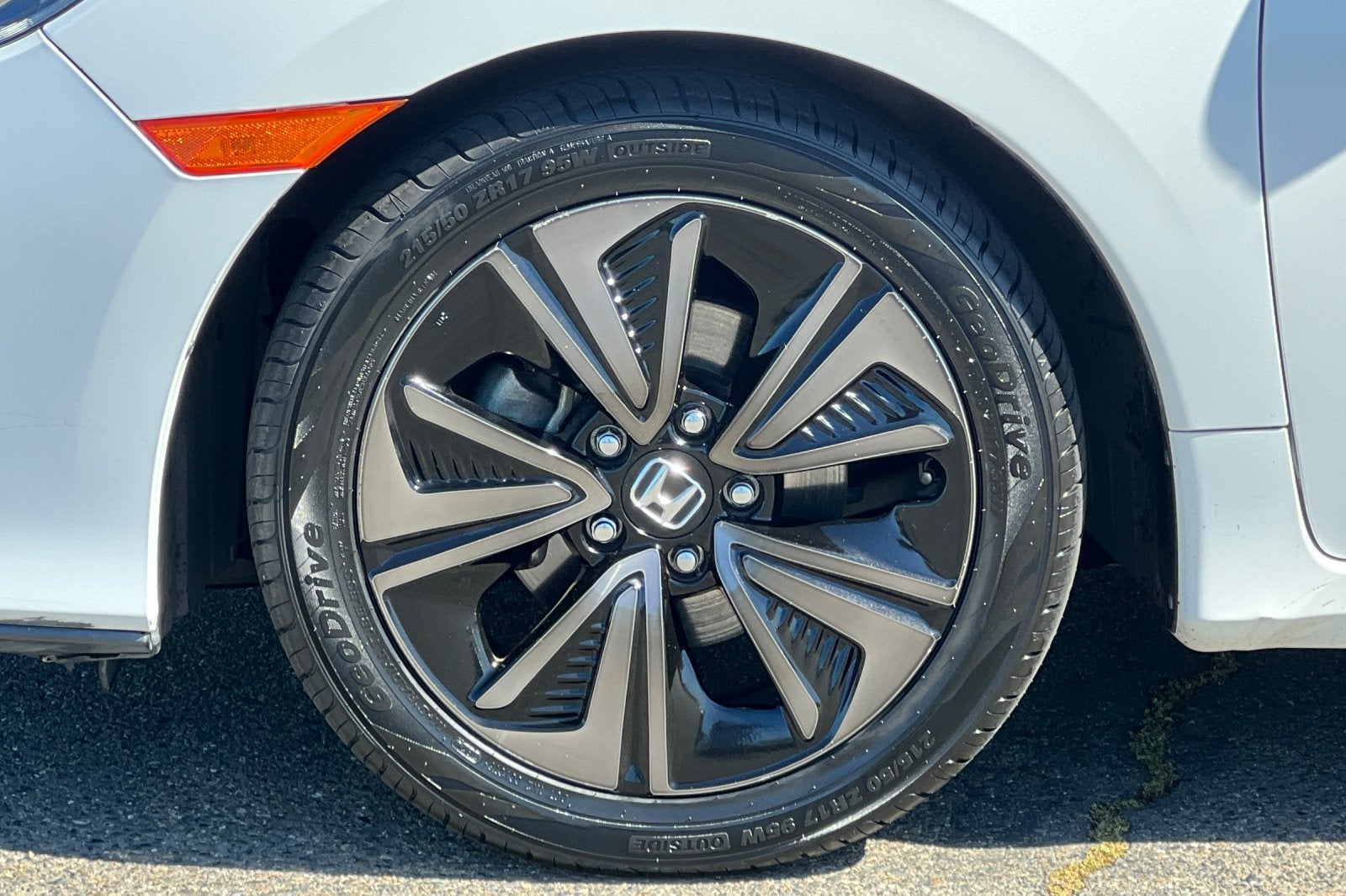 2018 Honda Civic Hatchback EX