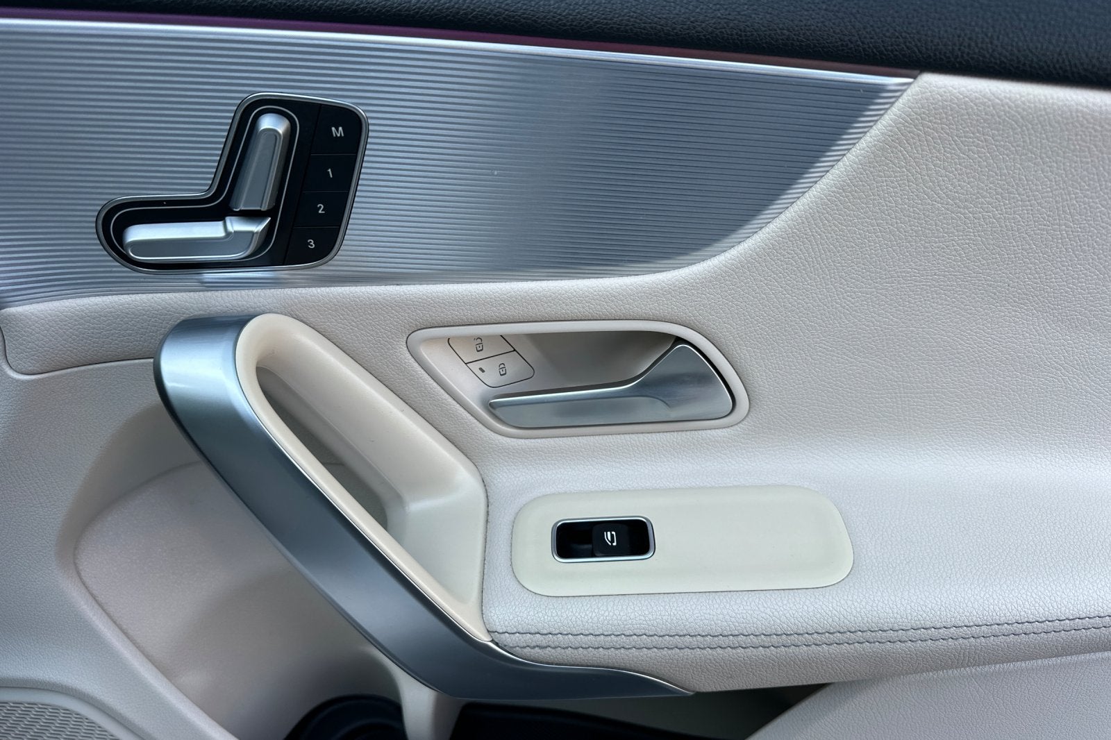 2021 Mercedes-Benz A-Class A 220