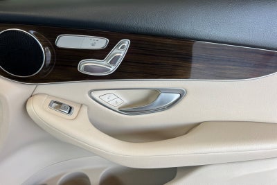 2021 Mercedes-Benz GLC GLC 300