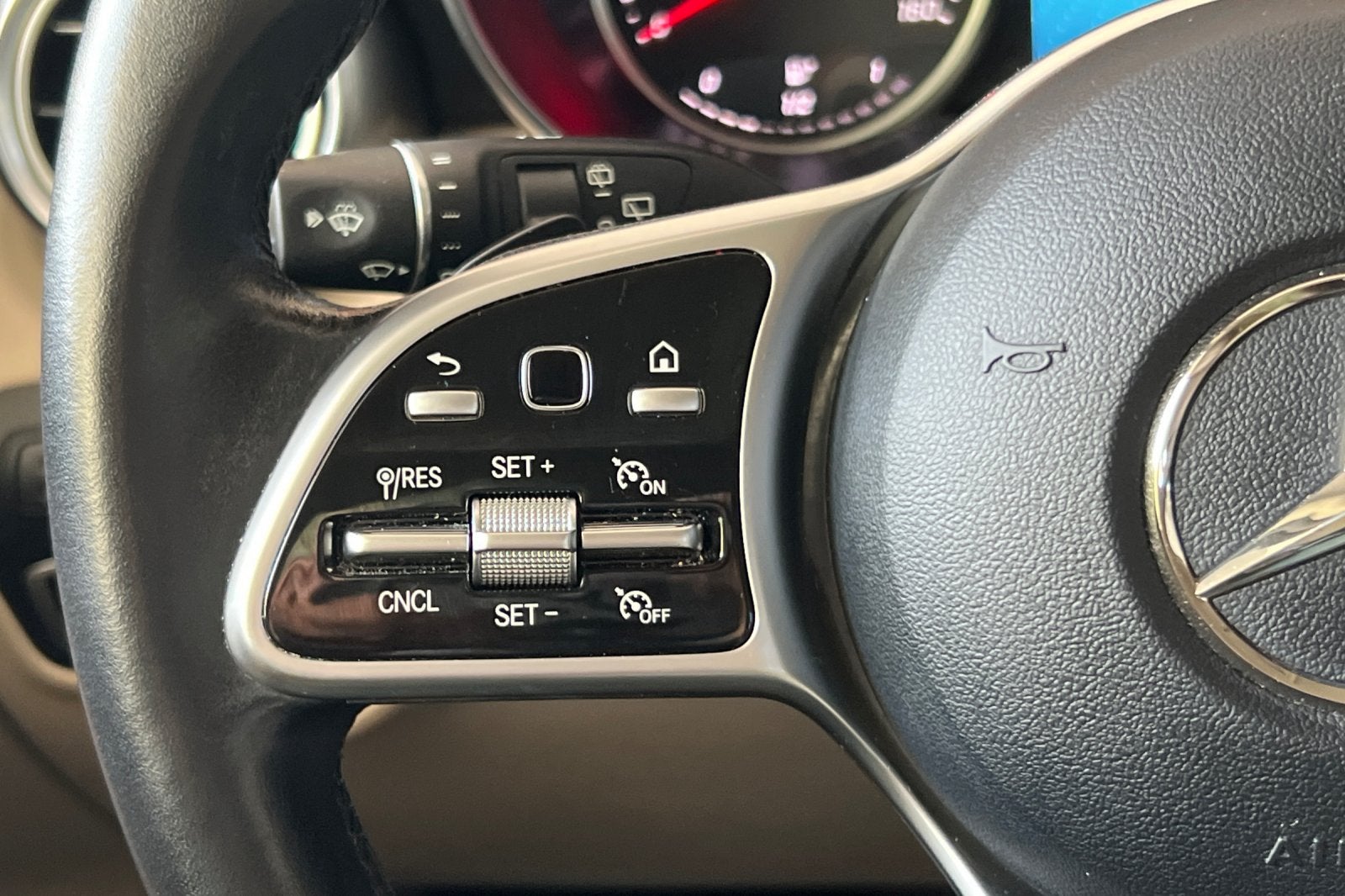 2021 Mercedes-Benz GLC GLC 300