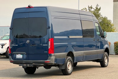2022 Mercedes-Benz Sprinter Crew Van Base