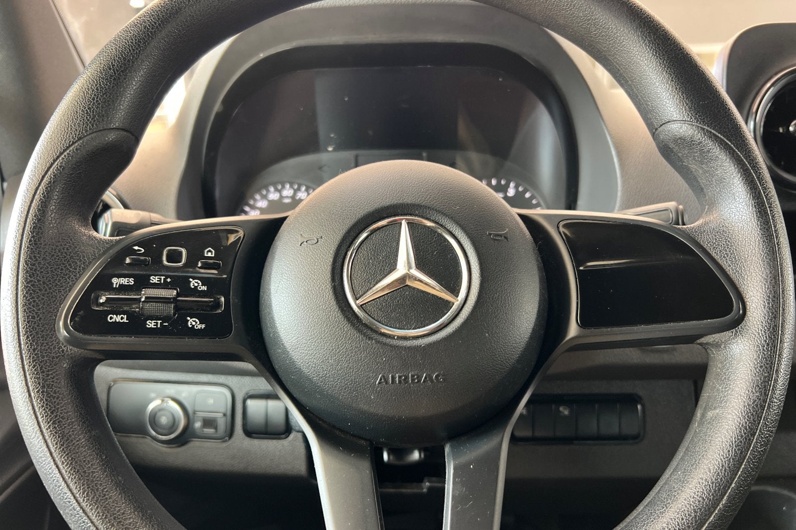 2022 Mercedes-Benz Sprinter Crew Van Base