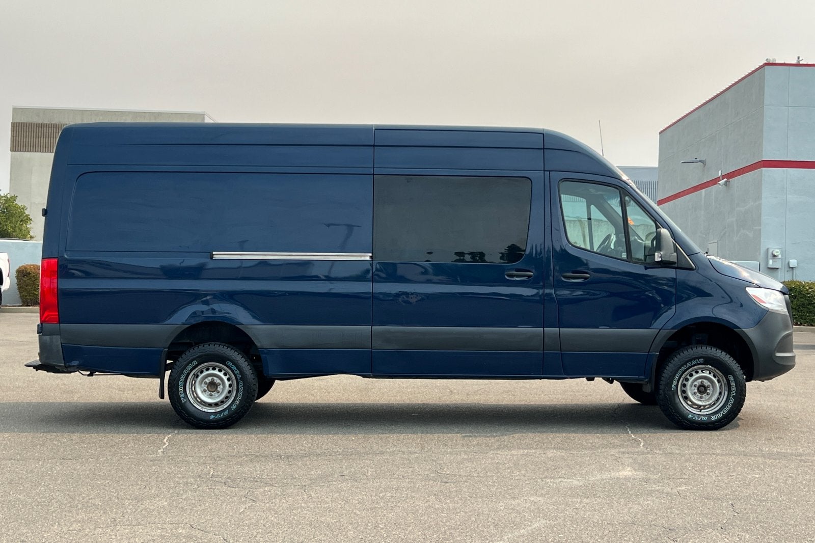 2022 Mercedes-Benz Sprinter Crew Van Base