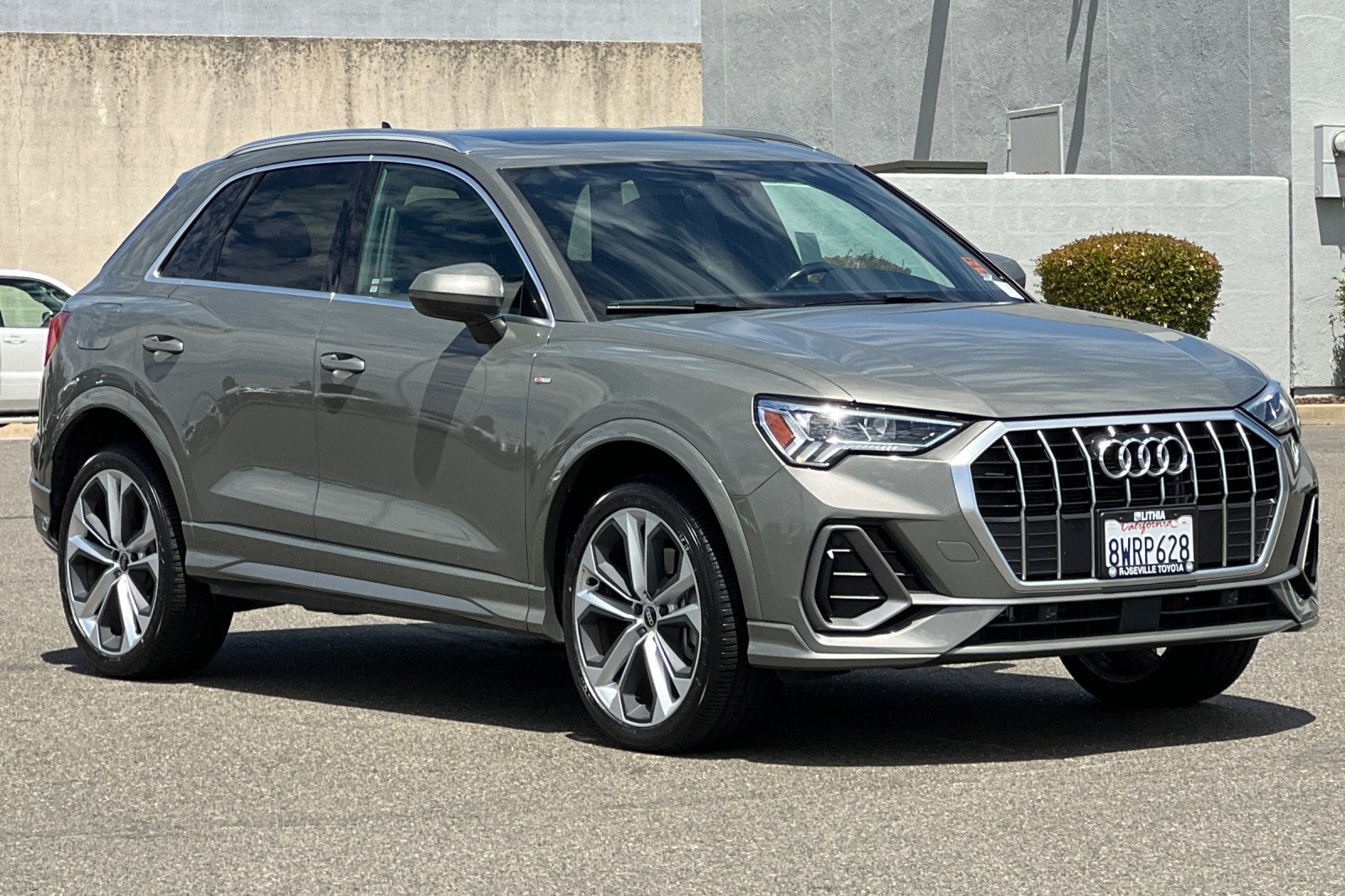 2021 Audi Q3 S line Premium Plus