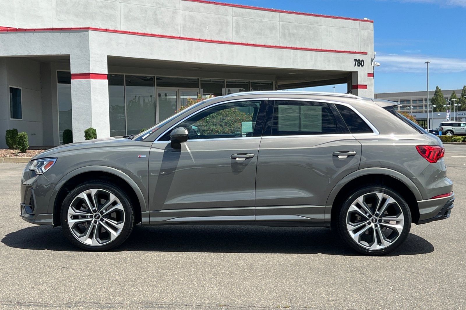 2021 Audi Q3 S line Premium Plus