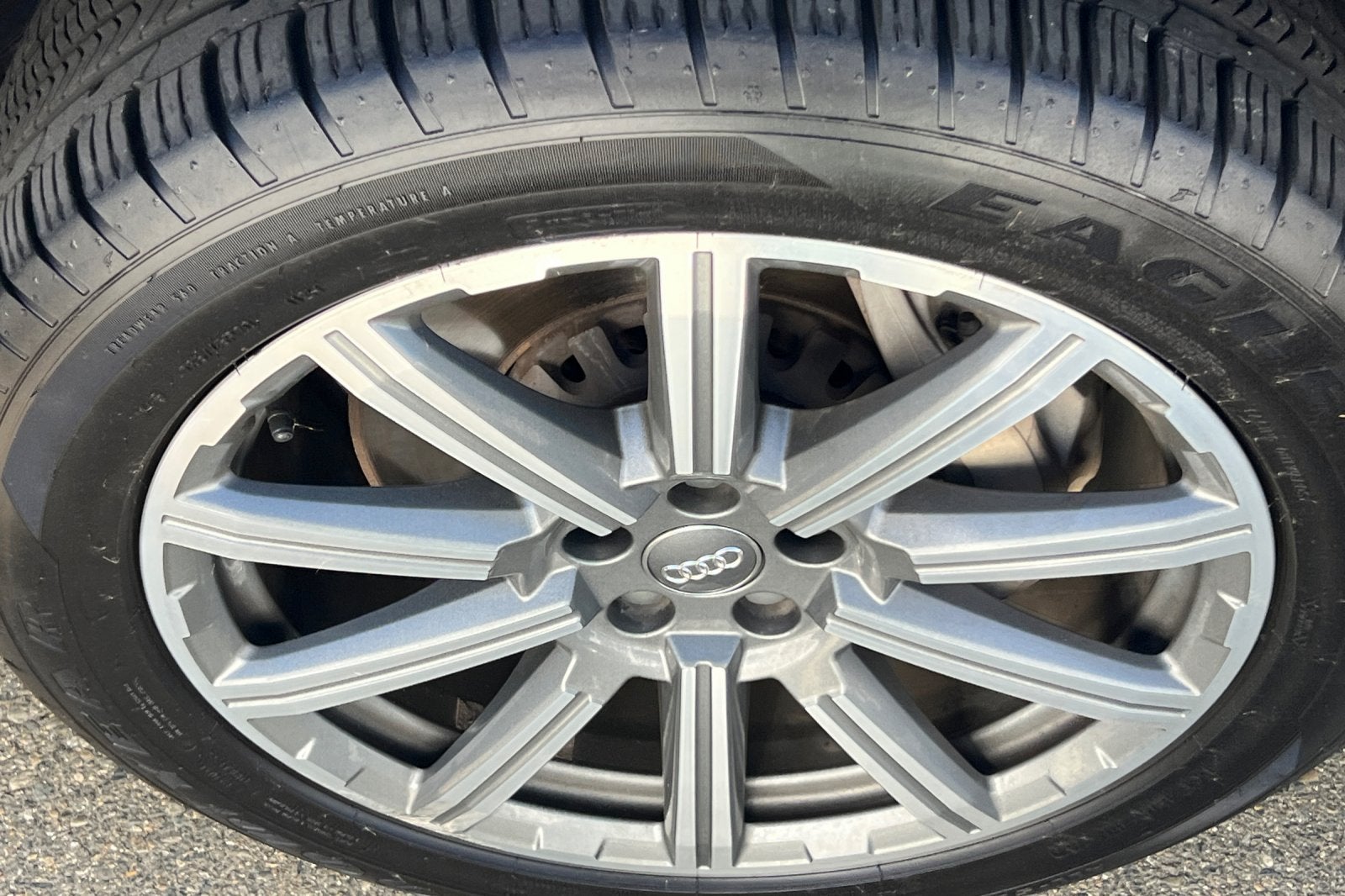 2018 Audi Q7 Premium Plus