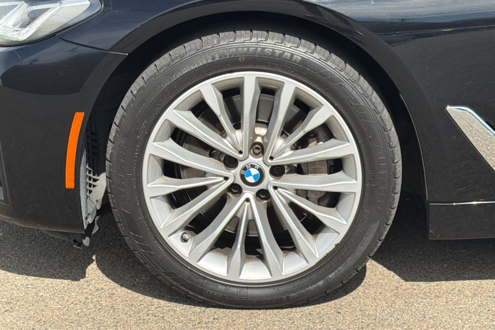 2021 BMW 530i 530i