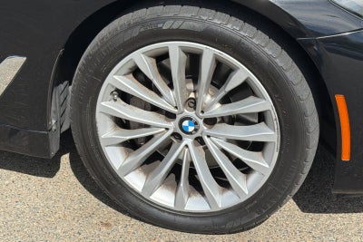 2021 BMW 530i 530i