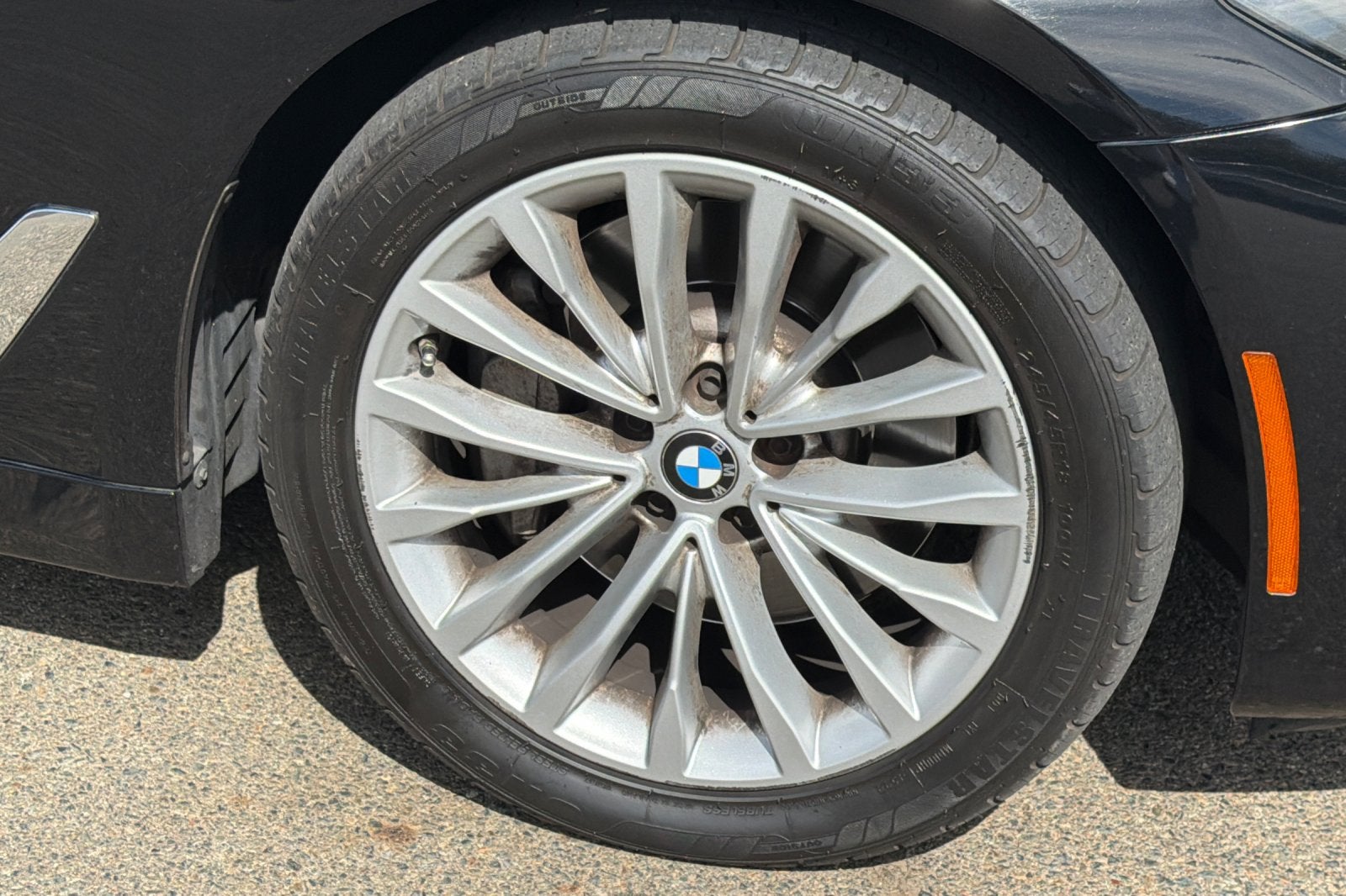 2021 BMW 530i 530i