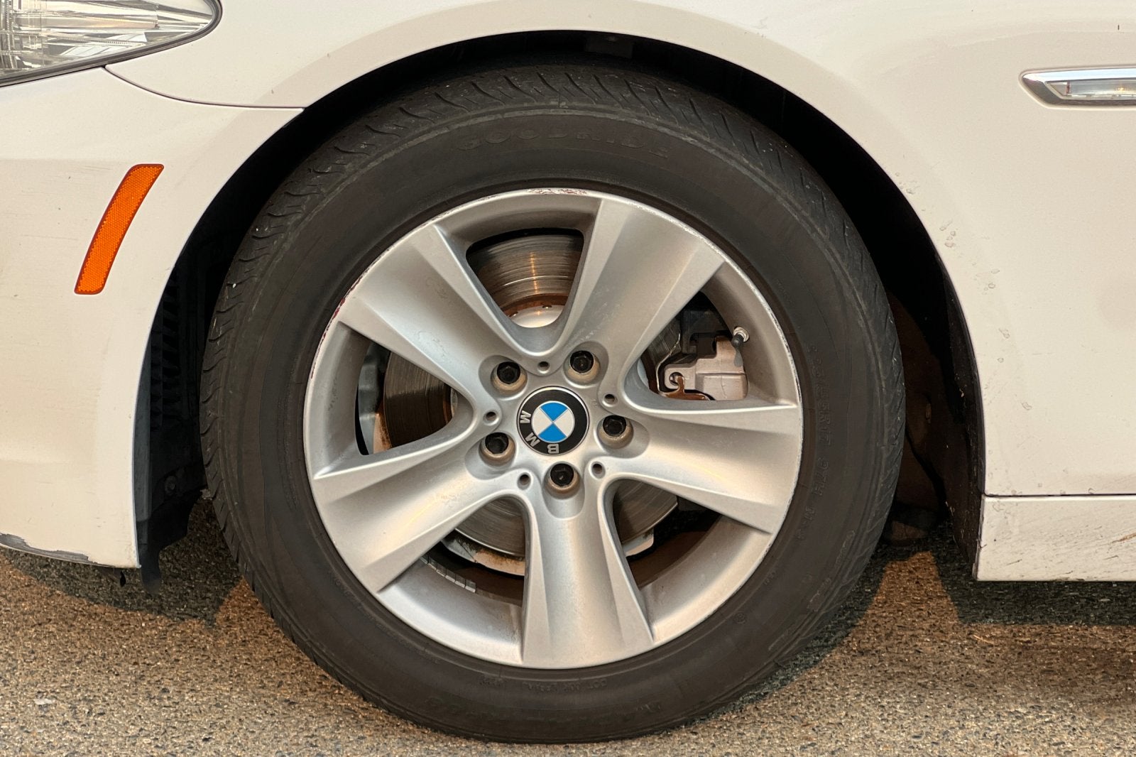 2011 BMW 528i 528i