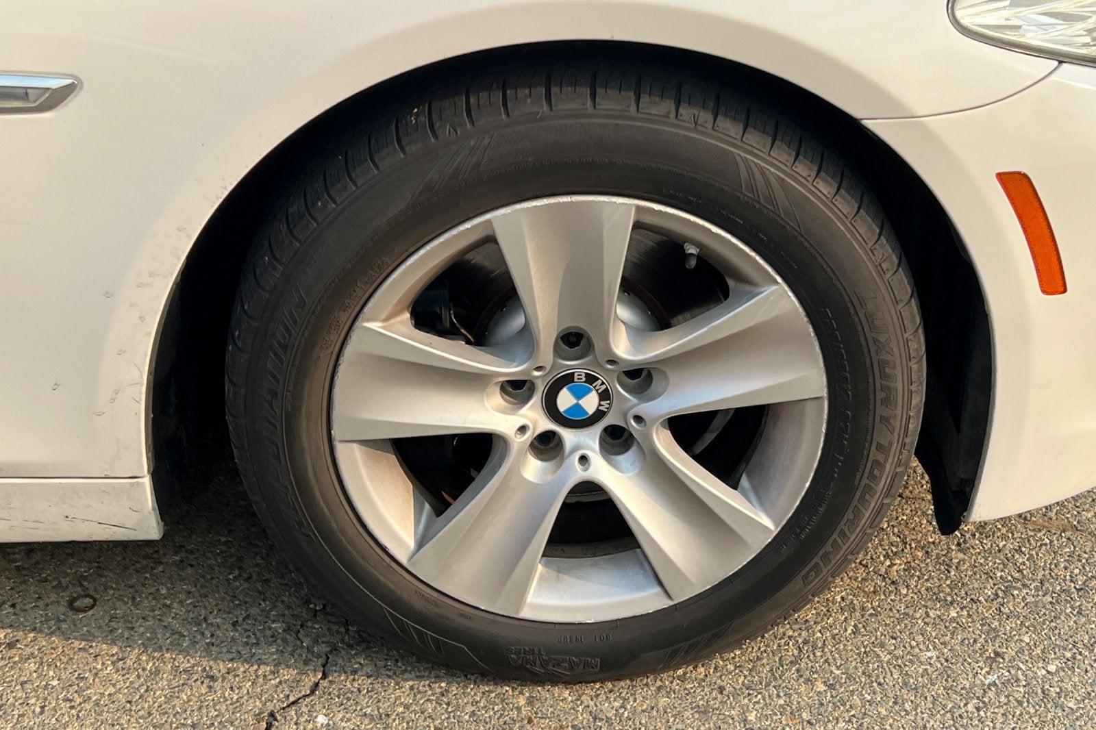 2011 BMW 528i 528i