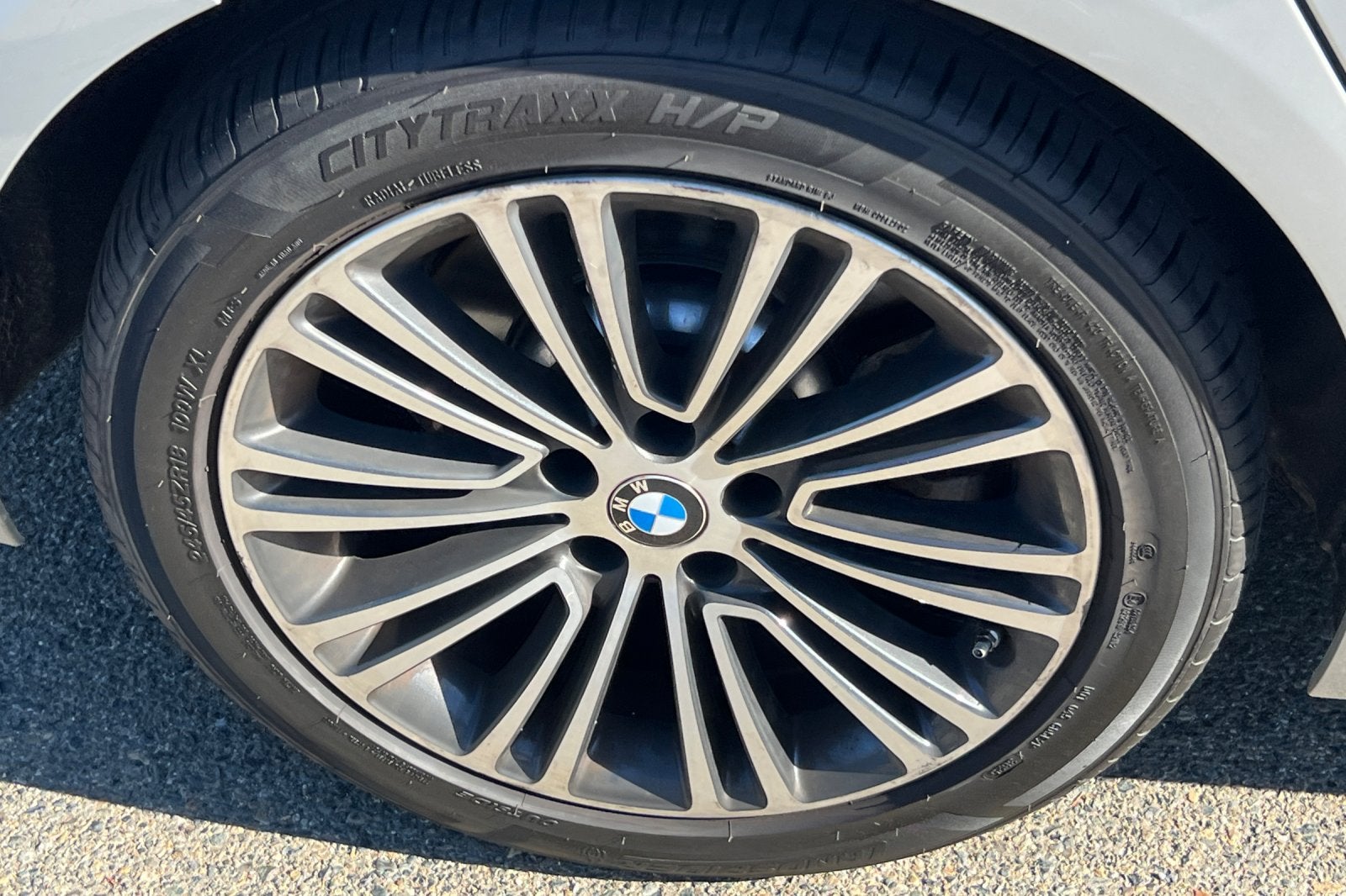 2020 BMW 530i 530i