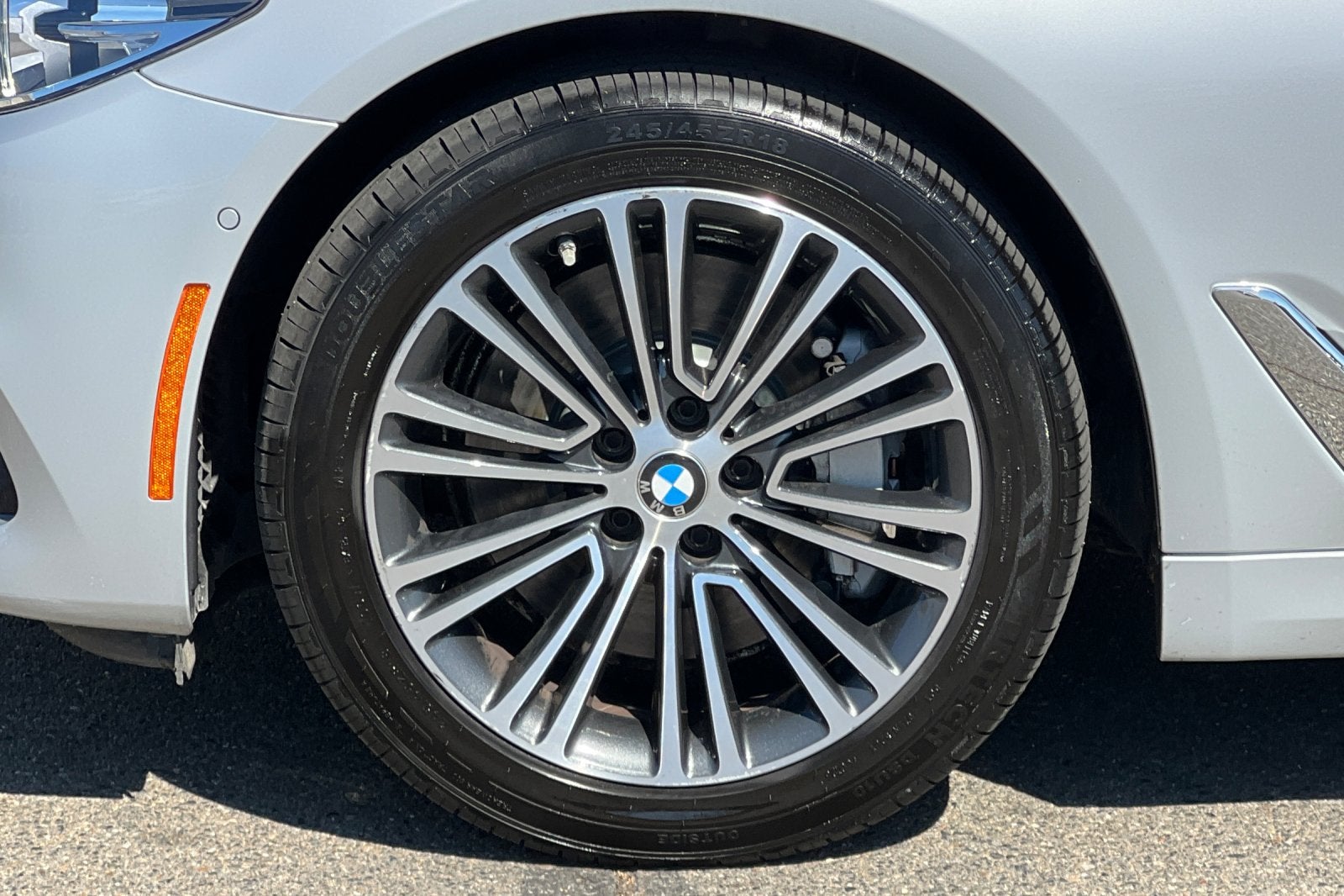 2020 BMW 530i 530i