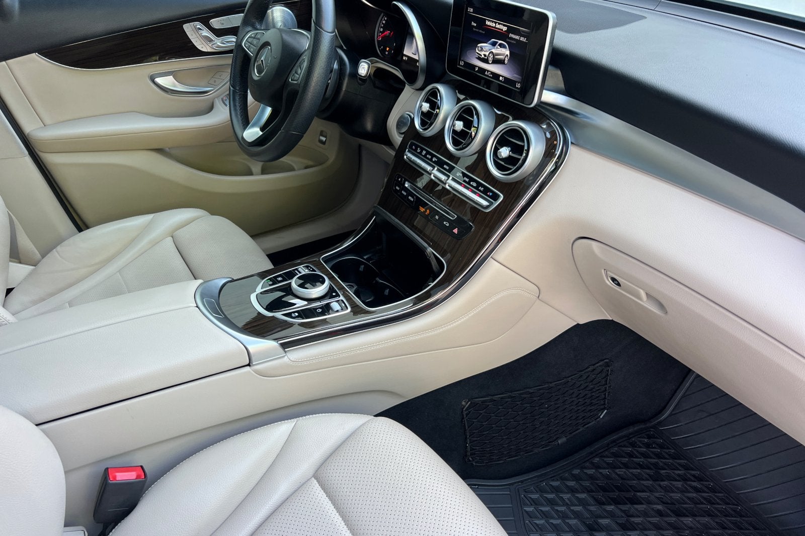 2018 Mercedes-Benz GLC 300 GLC 300