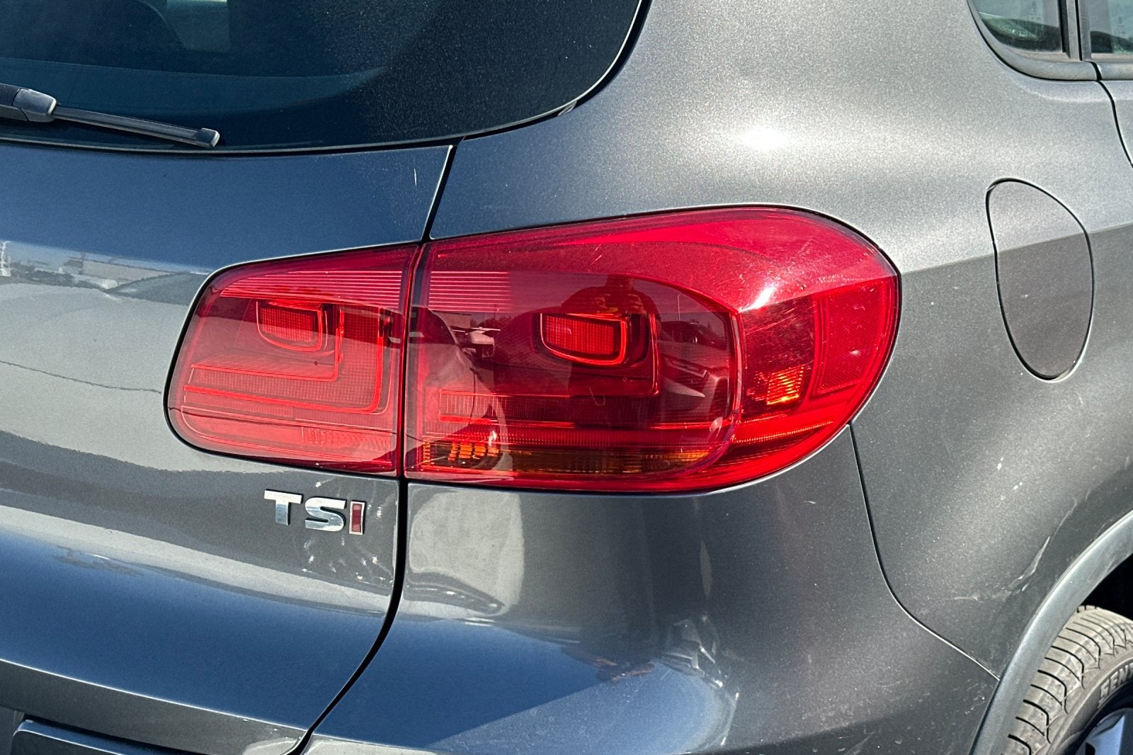 2017 Volkswagen Tiguan Limited Base