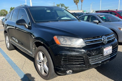 2013 Volkswagen Touareg Sport