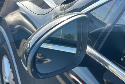 2013 Volkswagen Touareg Sport