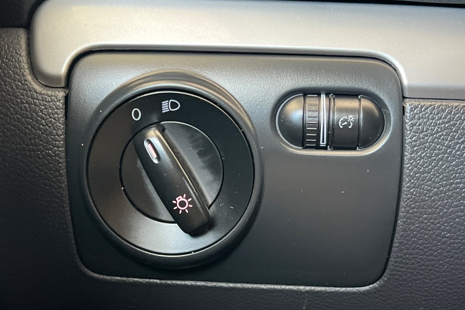 2013 Volkswagen Golf Base