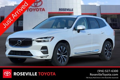 2023 Volvo XC60 Plus Bright Theme