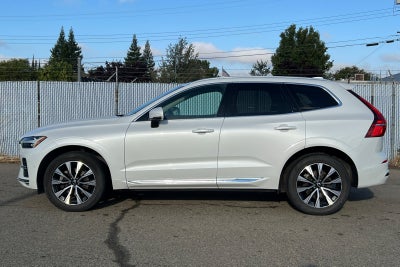 2023 Volvo XC60 Plus Bright Theme