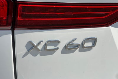 2023 Volvo XC60 Plus Bright Theme