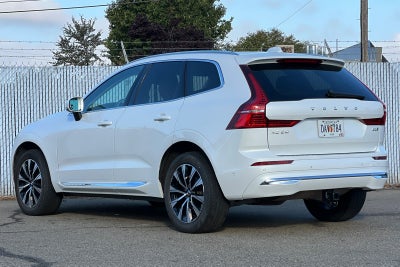 2023 Volvo XC60 Plus Bright Theme